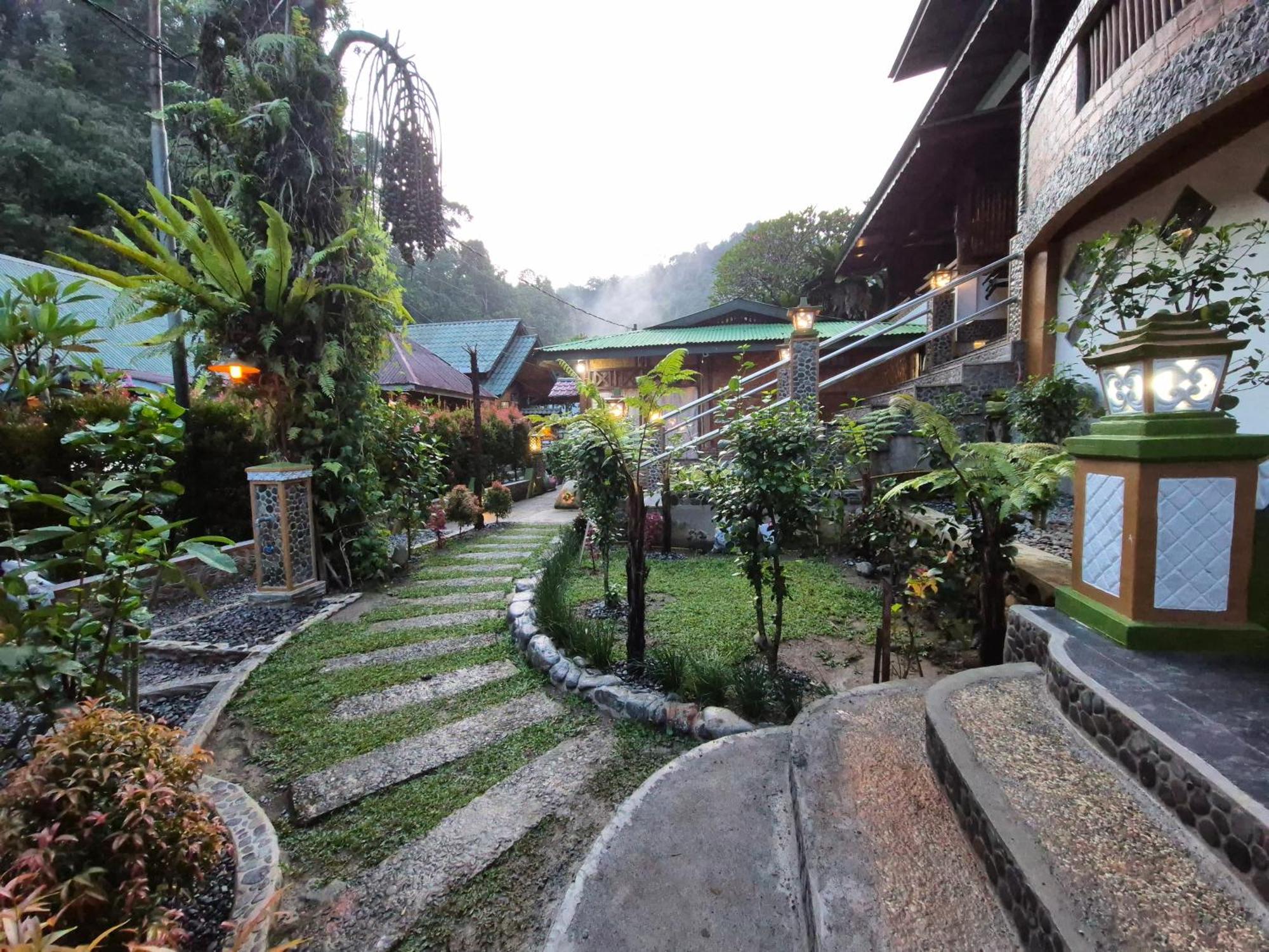 Sam'S Bungalows And Treks บูกิตลาวัง ภายนอก รูปภาพ